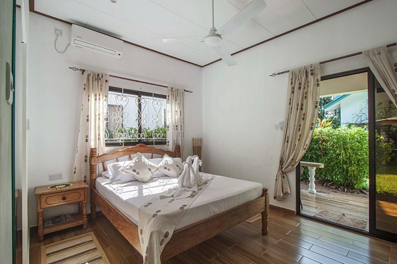Tannette Villa ลาดิก ภายนอก รูปภาพ
