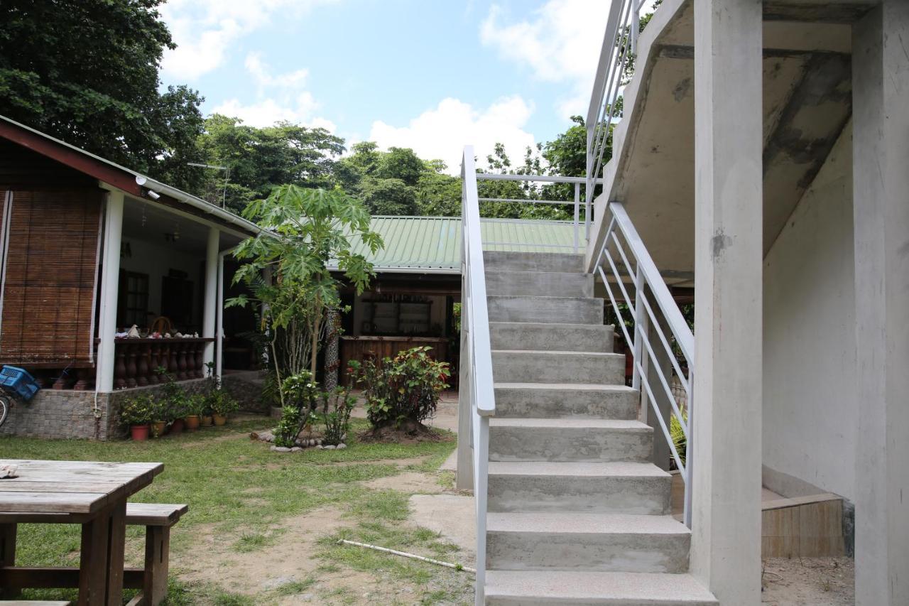 Tannette Villa ลาดิก ภายนอก รูปภาพ